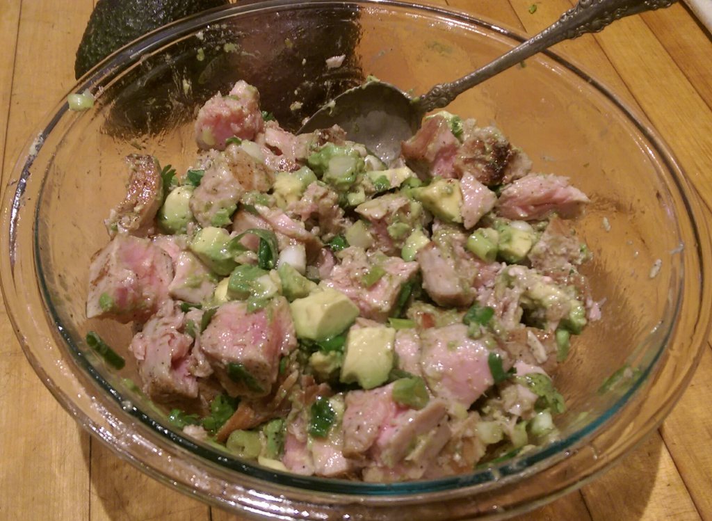 Yummy Grown-Up Tuna Salad liveanddinebrooklyn.com/2016/07/31/yum…