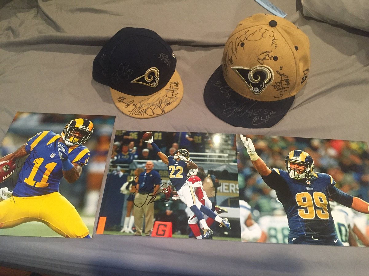 Clos231's tweet photo. first training camp back in LA was a success, Rams nation baby thanks @Trujohnson2 @AaronDonald97 and @Tayaustin01 https://t.co/uj4mNdVXD7