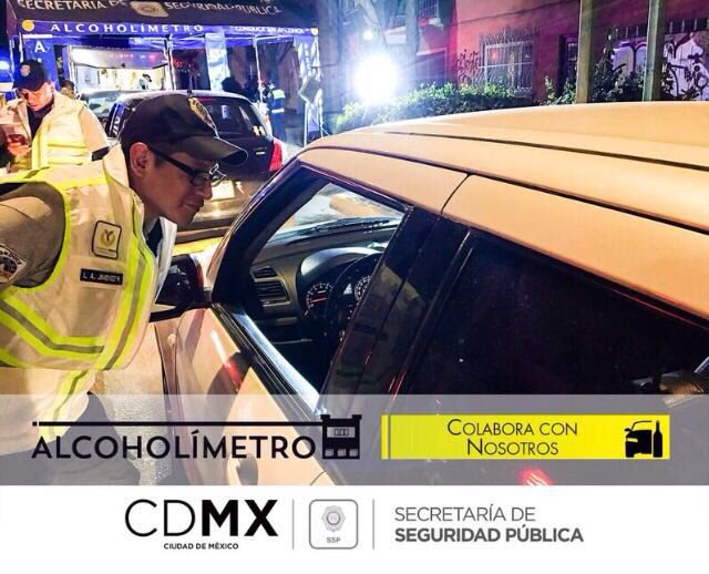 SSC_CDMX's tweet photo. Esta noche instalamos el #alcoholímetro para cuidarte. Si lo encuentras, recuerda que estamos para cuidarte #CDMX https://t.co/7a0BH8QqrR