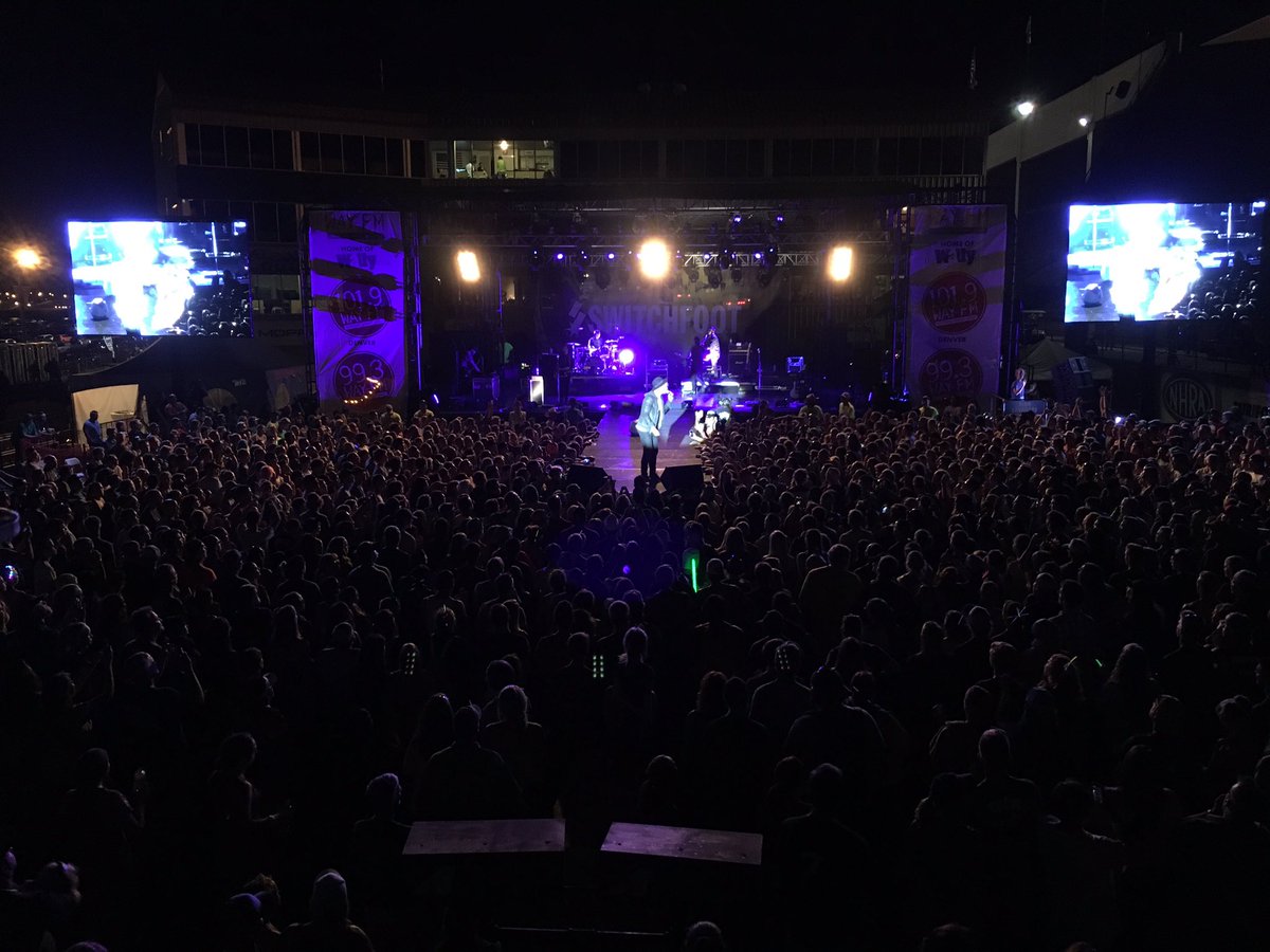 heavenfest's tweet photo. What a beautiful Colorado night for some beautiful music from the one and only @switchfoot #heavenfest https://t.co/OZlMSaY2pu