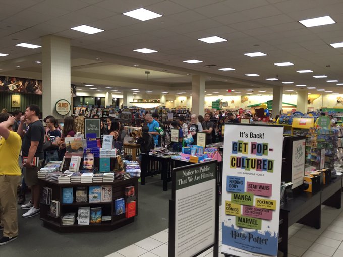 View image on Twitter