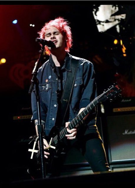 CollAnd___hemms's tweet photo. #Weappreciatemichael @colliscool https://t.co/5qOisx7KCh