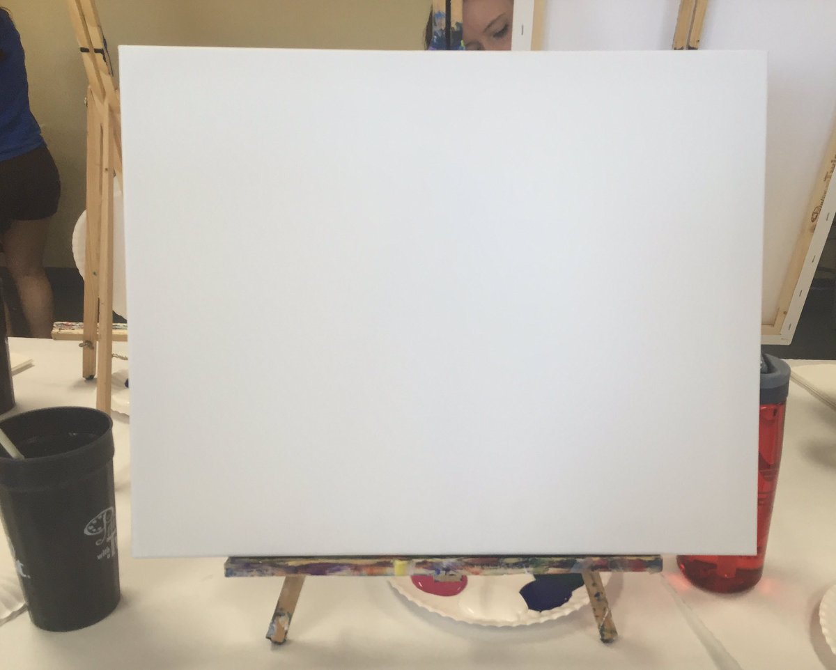 amberatdell's tweet photo. From nothing to something. So enjoyed painting my own "masterpiece" @pwatcorporate! #DellSummer16 @DellFDP https://t.co/7YeHdew4A7