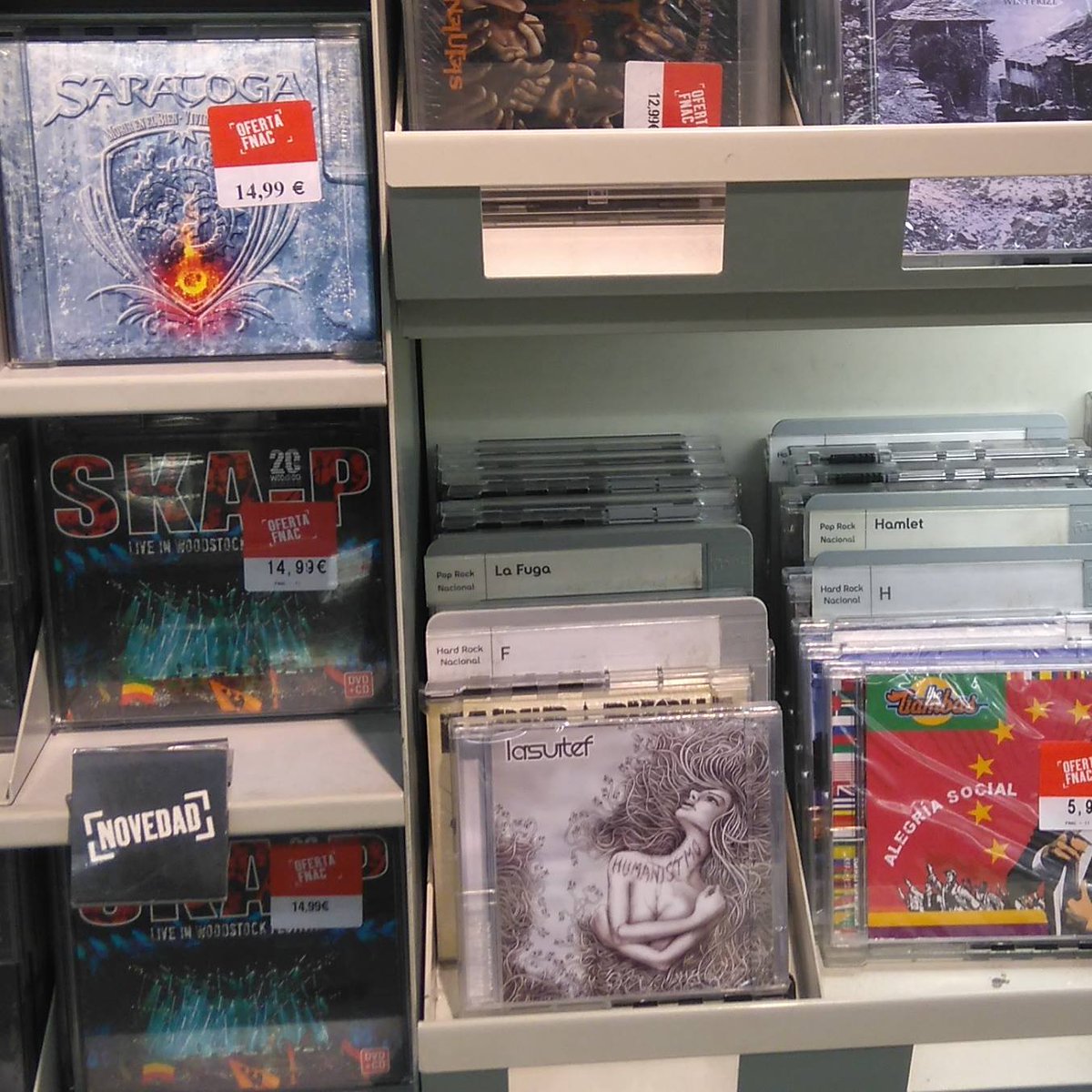 psmmusic's tweet photo. el disco #Humanistmo de @lasuitef  visto en @Fnac_Musica de #Madrid https://t.co/lFlGmwsaE8