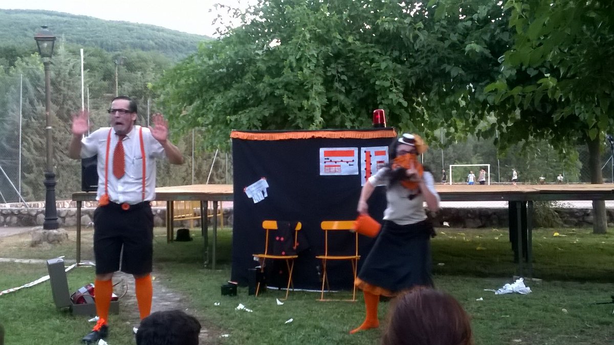 quetedenteatro's tweet photo. Muchas gracias a @BernaCiudad @callebabel #animajerte y toda la gente linda de Jerte. ¡Hasta pronto! https://t.co/Wigi0ccmh9