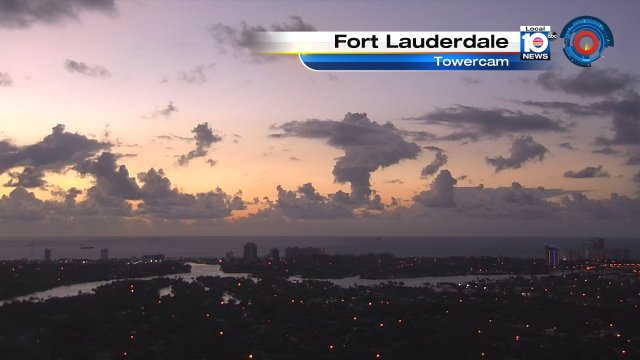 Good morning South Florida! Waking up to a gorgeous #sunrise #HappySunday #FortLauderdale https://t.co/yqWs1bZiQB
