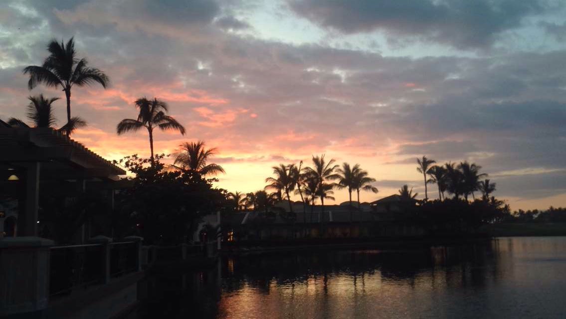 frann_goff's tweet photo. sunsets are unreal #Hawaii #Kona https://t.co/0VeXIl46pv