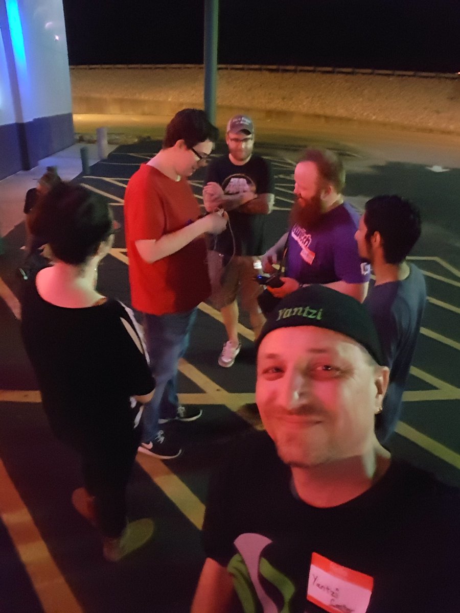 yantzi_'s tweet photo. Pokémon pub crawl? Well i'm down for the beer. :P #twitchstlmeetup https://t.co/P68ade3ehw