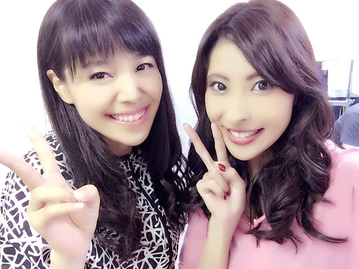 yui_hasegawa's tweet photo. #誰ステ ７公演目、終わりましたー！ご来場くださった皆様、ありがとうございました！次がさいごのステージでございます。すべて出し切りますよーー！ヴィオラ役のみらいちゃんと♡ https://t.co/8zXkYMqVuq