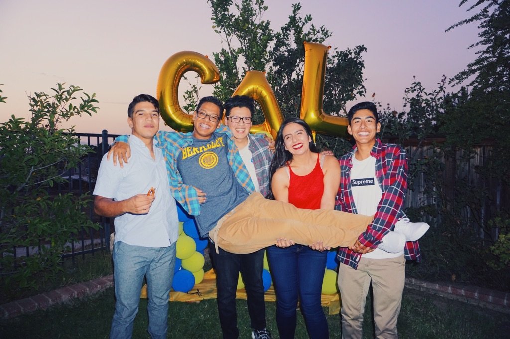 babylelipooh's tweet photo. It was lit tonight with some of my favorite people ❤ #IEFL #NickGoesToCal https://t.co/O3P3P08aBe