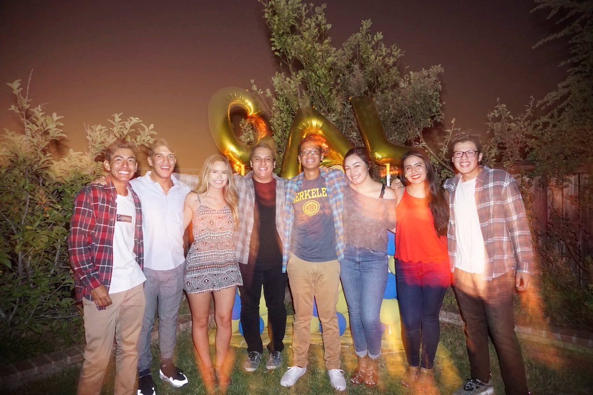 babylelipooh's tweet photo. It was lit tonight with some of my favorite people ❤ #IEFL #NickGoesToCal https://t.co/O3P3P08aBe