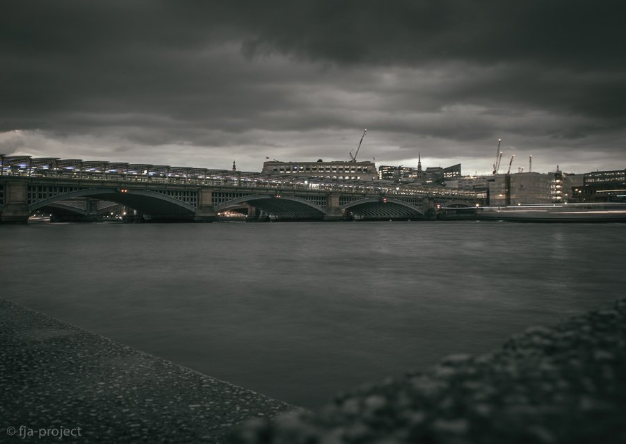 iTiroas's tweet photo. Good morning all 😄 -
-
#undersaturated #london #streetdreamsmag #architecturelovers #igwor… https://t.co/sI0y2y8jdt https://t.co/7B6cmPyVGj
