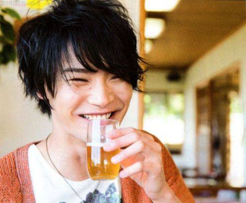 Digisoulweb's tweet image. #DAF2016 

Se ha confirmado el artista del ending de la nueva OVA: Yoshimasa Hosoya (seiyū… ift.tt/2a8MyIe