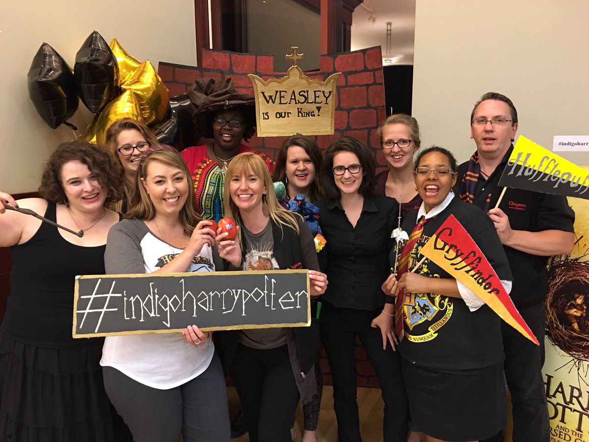 ChaptersRegina's tweet photo. #IndigoHarryPotter #indigogreenroom https://t.co/7wbrA5e7Xb
