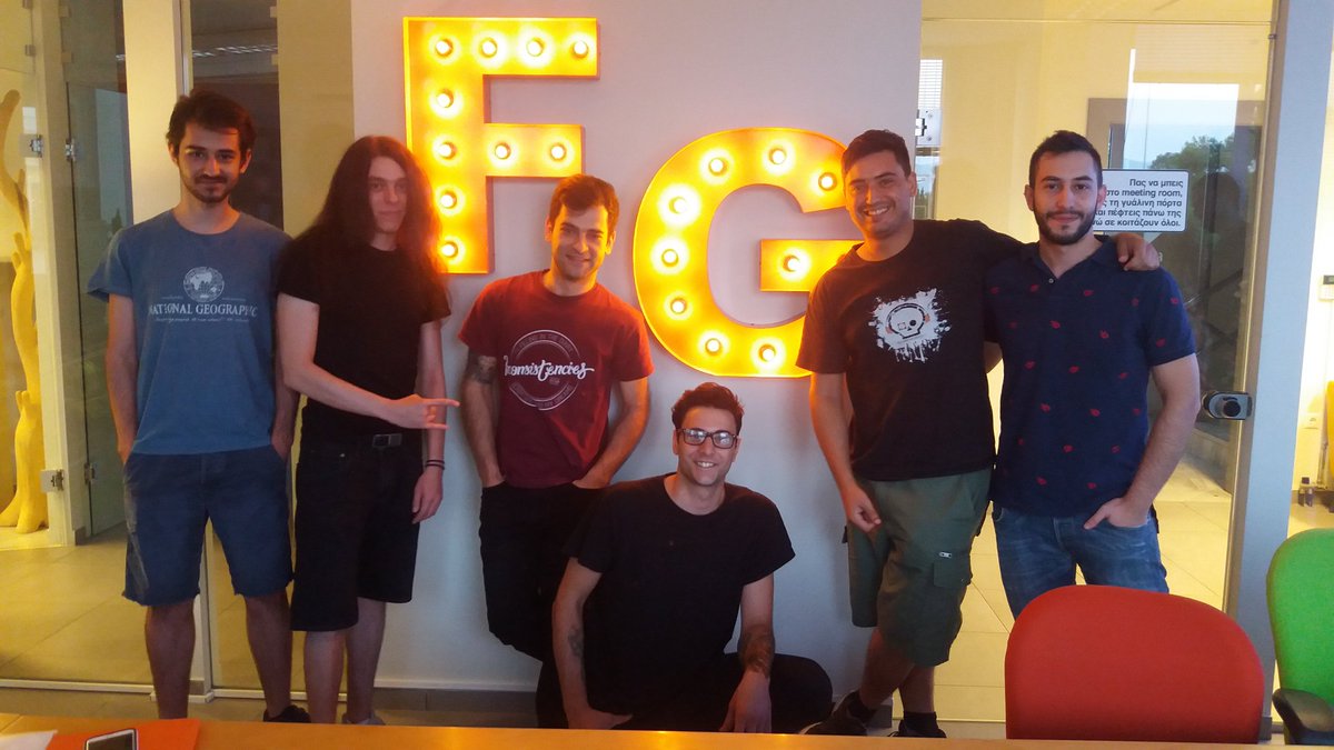 MadStreetBand's tweet photo. Part of the family! @FeelgoodRec https://t.co/bYjdicA8Wi