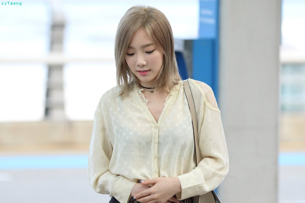 tinkeubear's tweet photo. JJTaeng_pic: 160730 ICN Departure - 5 https://t.co/XsUJZg2Jag https://t.co/JsuAK9GnBr
