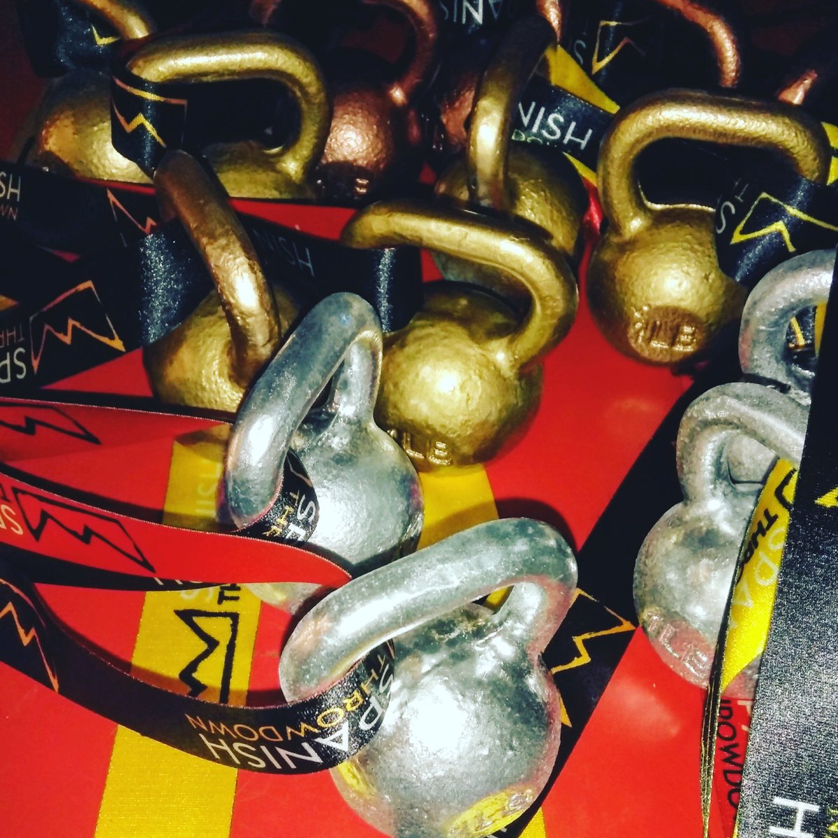 #spanishthrowdown agradecidos a todos los participantes <a href="/SPThrowdown/">Spanish Throwdown</a> <a href="/JMDpvallecas/">Puente de Vallecas</a> <a href="/XoomProject/">XoomProject</a> <a href="/powergears/">Power Gears</a>