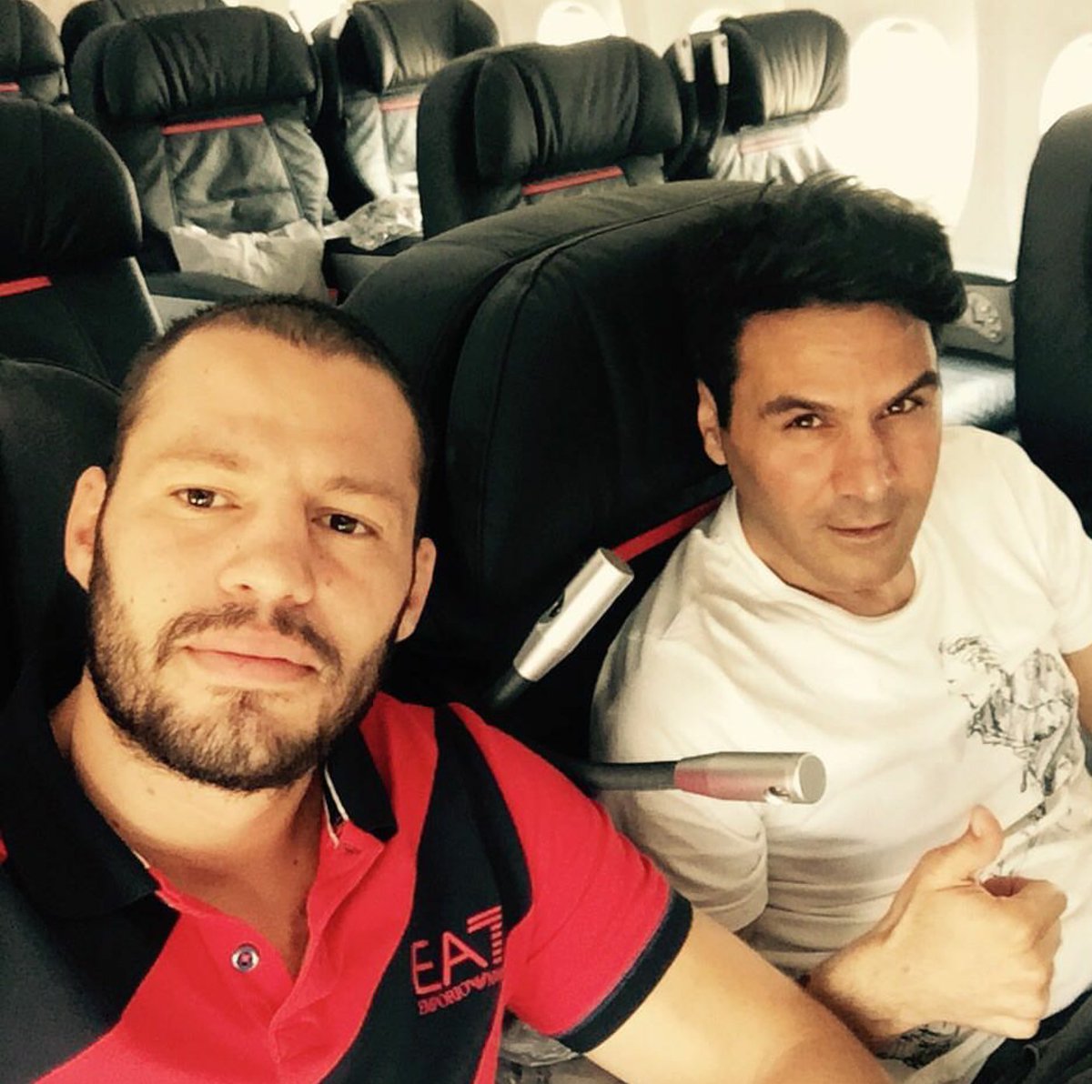 seda94_94's tweet photo. Yolculuk başliyor iyi yolculuklar paşam ❤🌸😍 @atakanarslan https://t.co/0CzYrv6wnL