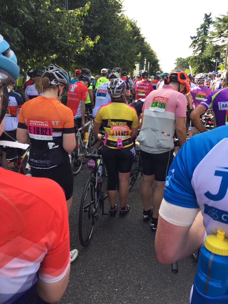Another Romford cyclist doing havering proud.. <a href="/RomfordRecorder/">Romford Recorder</a> <a href="/HXCycleClub/">HornchurchCycleClub</a> <a href="/romfordcc/">Romfordcc</a> #RideLondon