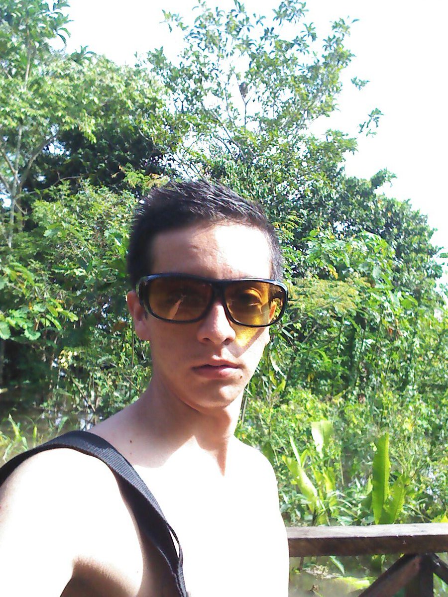 darwin010390's tweet photo. Recuerdos https://t.co/gXSKkJ9AF2