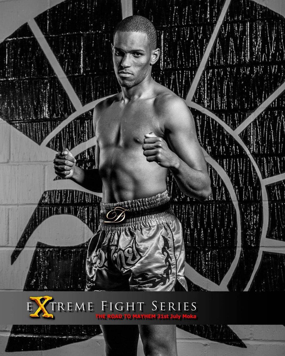 SNCOMBATACADEMY's tweet photo. Adil Alhinai A class Debut Today #winner #konextgeneration #newbreed #thaiboxing #k1 #elbows #gallore #croydon https://t.co/dewhkeXNv8