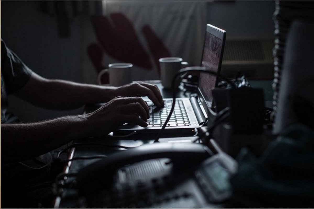 Greenpeace's tweet photo. Ever wanted to totally redesign the Greenpeace website? Now's your chance https://t.co/5W7WBSgW32 #GPP4 #Tech https://t.co/T6Cdhrs2v9