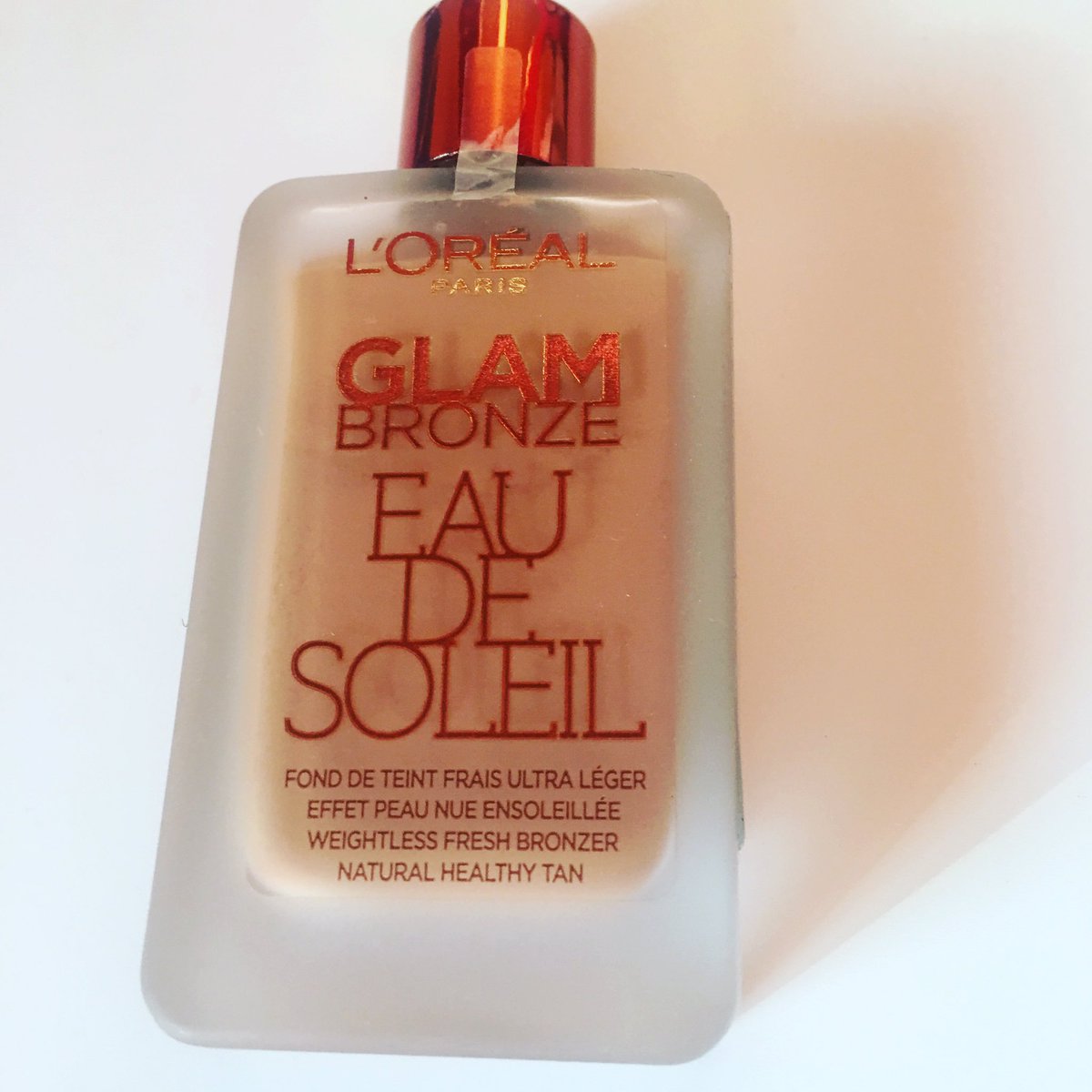 EdonMakeup's tweet photo. #testsutest#L'oreal #glambronze#edonemakeup#summer# fondotinta https://t.co/K29jtTFdKC