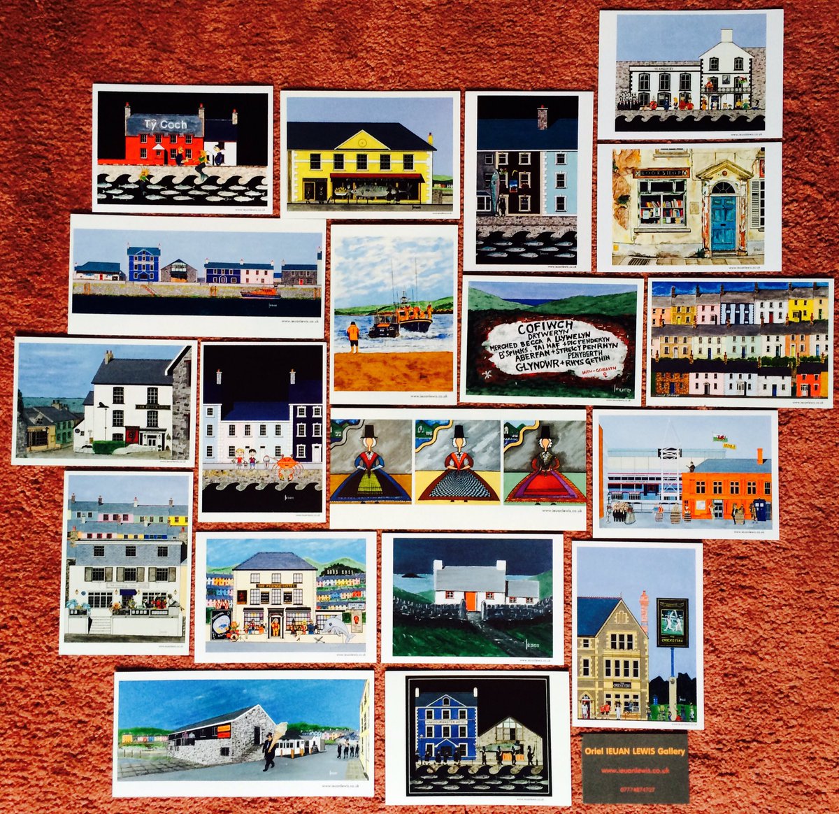 KeziaBuzz's tweet photo. Absolutely❤️this gent's artwork #postcardcollage #artist #ieuanlewis #wales https://t.co/LZeVod0atX zoom in 4detail😄 https://t.co/DugOFgzvKV
