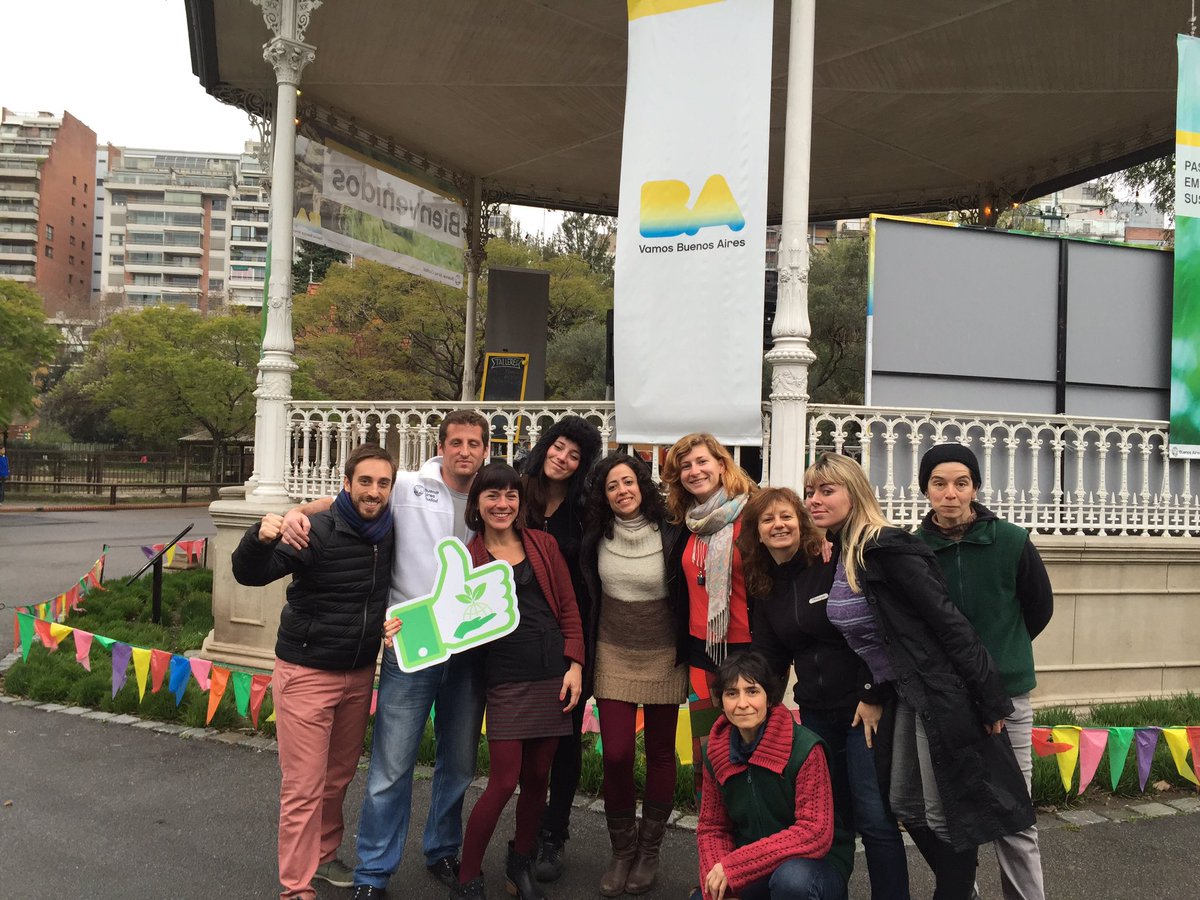 dtrica's tweet photo. Ni la lluvia nos detiene! Paseo de emprendedores #ecoparque @ososena @BAemprende @andyfreire https://t.co/RRR9T8OjvQ