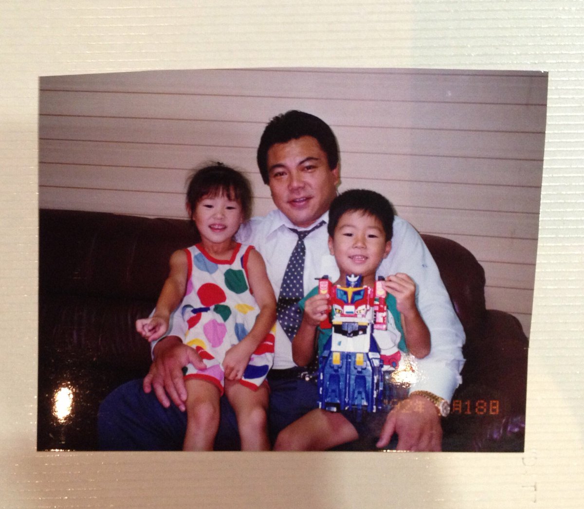 山本優希 Yuki Yamamoto 産まれた時から抱きかかえてもらい 結婚式にも来て下さった私にとってもかけがえのない方が逝ってしまいました 父の親友であり私にとっても父のような存在でした 親方の強さは本物でした まだ信じれないよ 御冥福をお祈りし 山本優希 Yuki Yamamoto 産まれた時から抱きかかえてもらい 結婚式にも来て下さった私にとってもかけがえのない方が逝ってしまいました 父の親友であり私にとっても父のような存在でした 親方の強さは本物でした まだ信じれないよ 御冥福をお祈りし