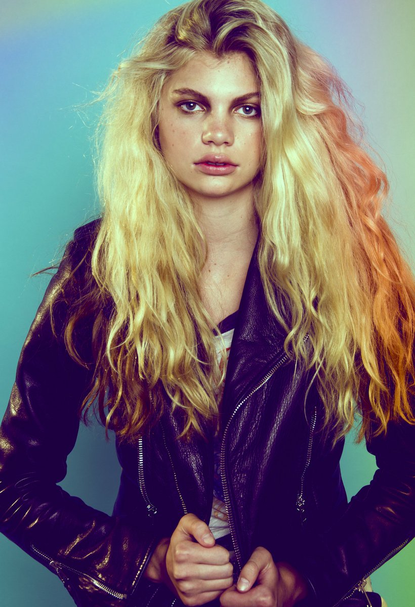 Glow. Photographer Gabriel Everett. #BLURmgmt