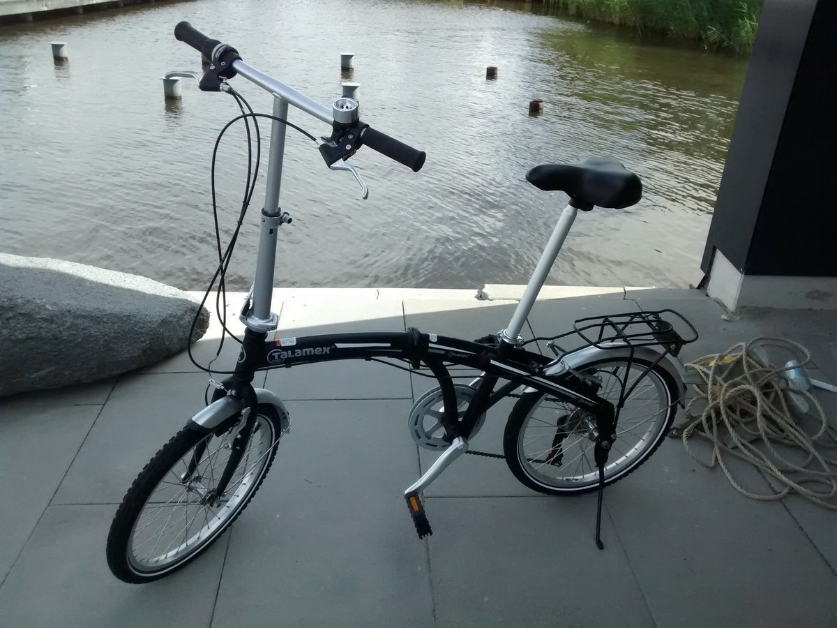 Handhaving_Lwd's tweet photo. Wie is deze fiets kwijt? Gevonden bij Havenkantoor Grou. @politie_lwdn @havengrou https://t.co/5yXn3iZpQi
