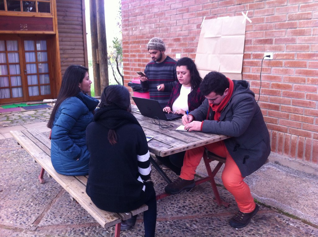 Labra_en_bici's tweet photo. En @Transformandocl los estudiantes contando la #organizaciontrabajadores https://t.co/UKX6X2d0UI