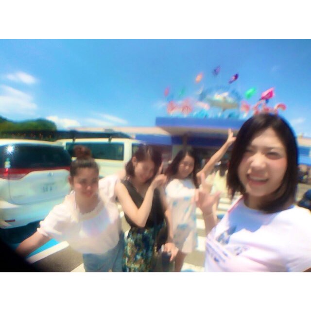 nx4s2's tweet photo. きょうは4人で白浜〜⛱🐚💗💗
最高の息抜きができましたっ😉😊
明日から慢性ラスト1週間頑張れる。 https://t.co/hmW7JUh5wo