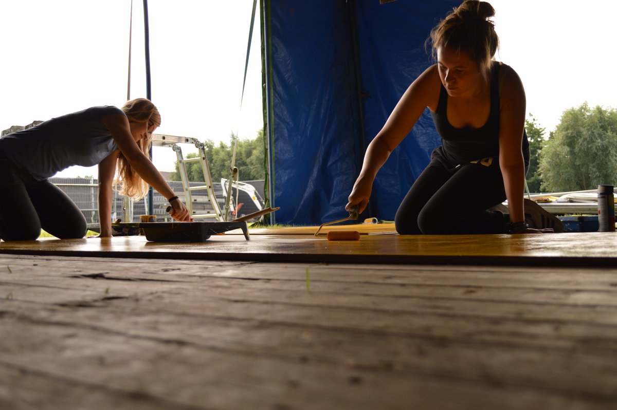 Schilderwerken aan de gang <a href="/JJP_2016/">Jolly Jumper Party</a>
#JollyJumperParty2016 #Painting #JJP_2016