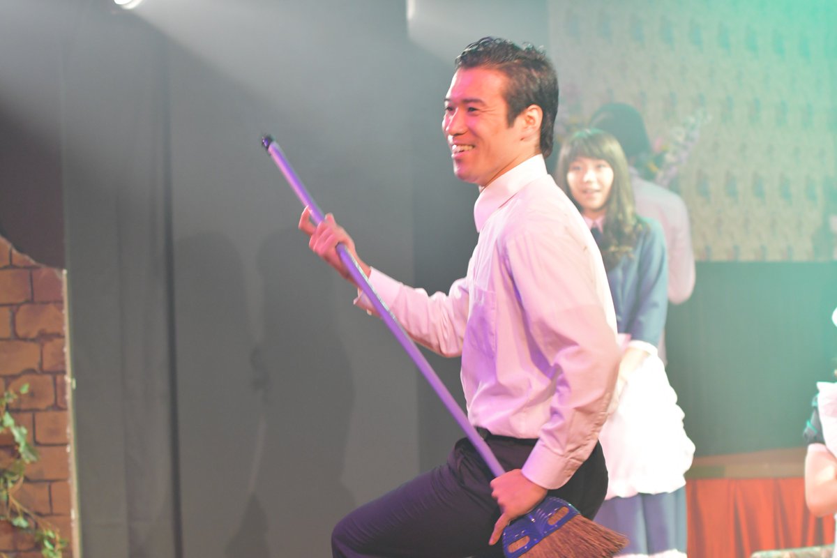 dare_stage's tweet photo. #誰ステ ！写真館！
ステージを支えるアンサンブルさんたちの写真です！
それぞれの特技を披露したり、多い人は1人5役こなしたりと大活躍でした！ https://t.co/WcGbIh6SaS