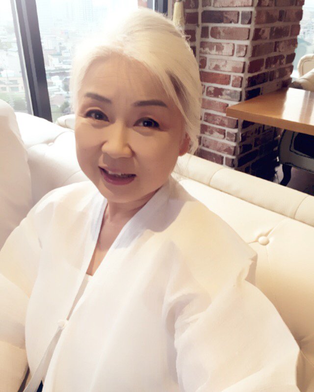 NASSUNOVA's tweet photo. #어무이생신 #축하드려요 # #사랑합니다 #오래오래 #건강하고 #이쁘게 https://t.co/0d6wY8Lrhk