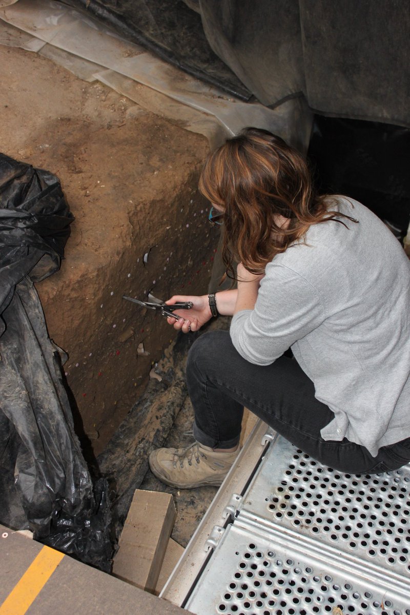 Grotta_Fumane's tweet photo. Marine Frouin from the #Palaeochron project collected samples for #TLdatation #mousterian #uluzzian #prehistory https://t.co/jpC5b7Lemg
