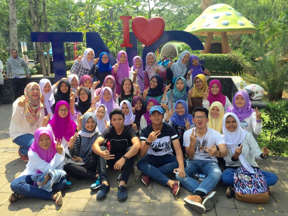 SoniQTangerang's tweet photo. Terima kasih untuk surprisenya yaaa @t2bofficial 🙏 jangan kapok mampir ke Tangerang https://t.co/y5XY6H9w7D