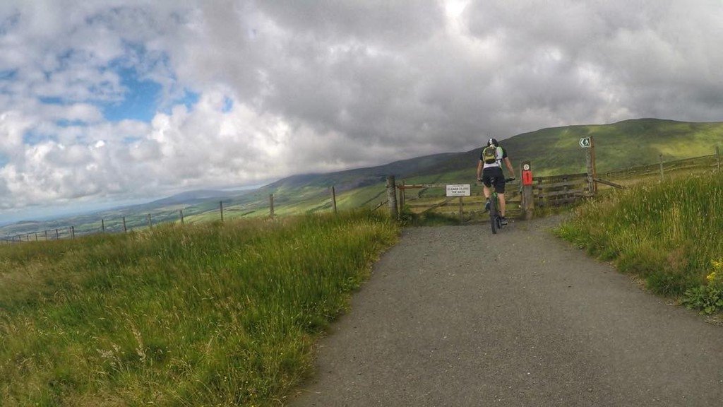 rickiom's tweet photo. Today's ride #mtb #mountainbike #whytebikes #901 #loamlife #trailife#cycling #650b #ridemo… https://t.co/jeh3So0dXS https://t.co/1fJDwuV6dI
