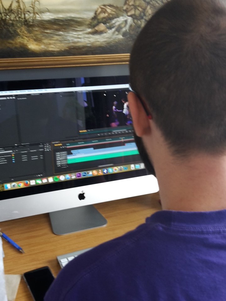 ofhearthandsea's tweet photo. Editing happening for the #fetishcaesar film today @SamFrankers https://t.co/uPxX95GCCu
