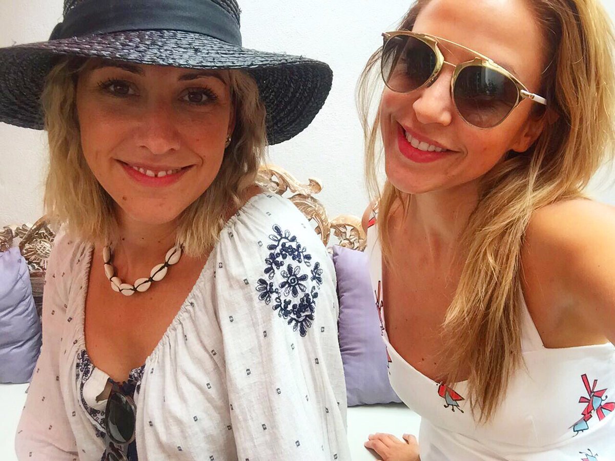 blogtiful's tweet photo. Keep calm and enjoy TARIFA ya hemos llegado!!!! #tarifa #sur #spain #summer #friends #blogtiful #haqs #kissmylook https://t.co/N5orlVJjcy