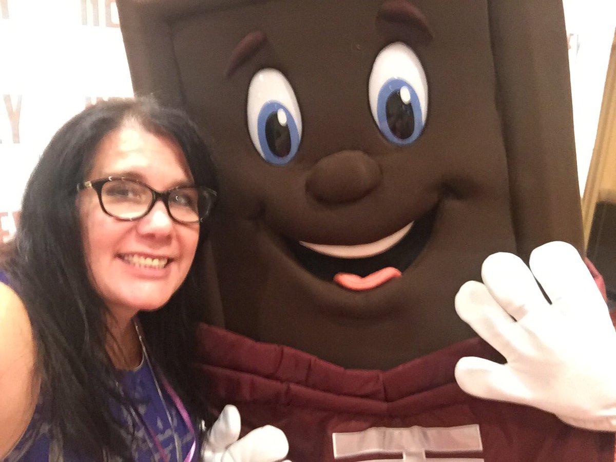 elleinthecity's tweet photo. @HersheyPA @Hersheypark @typeaparent thanks for making #typeanyc even sweeter! https://t.co/WCWt0MZlw5