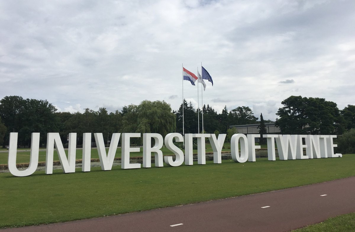 angelcaf's tweet photo. Working for the #ariavaluspa project @UTwente w/ #enterface groups in the #designlab https://t.co/MsX4v3mtn0