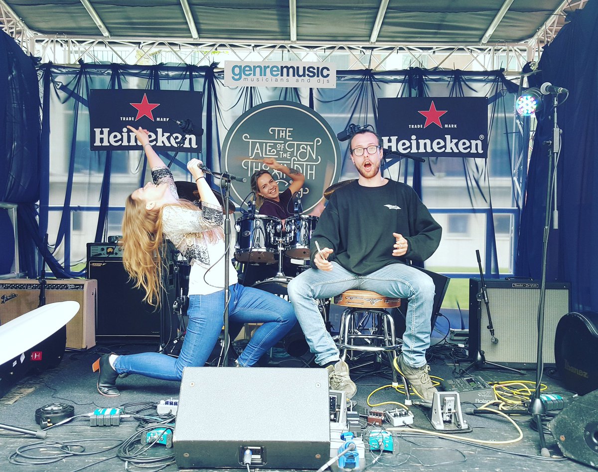 TheNWTC's tweet photo. Finishing touches for our 10,000th gig! @GenreMusicLtd @TheNWTC @BlackaAcoustics @ChrishillC #TheTaleOf10K https://t.co/OWssspMvnM