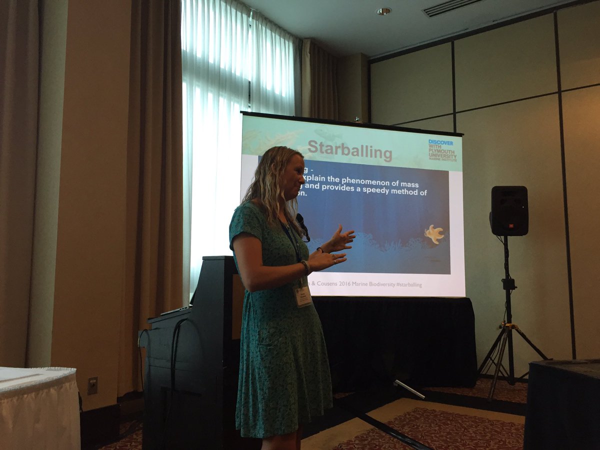 AdamLikesTheSea's tweet photo. @Dr_Emma_Sheehan introducing #Starballing, an observed starfish behaviour, here at #imcc4 #IMCC2016 https://t.co/kbUbV2jWhI