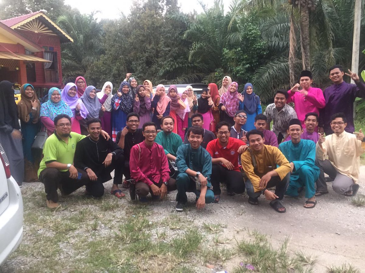 PEPIASOfficial's tweet photo. #KERENGGA dirumah keempat. Rmh abg Kam yg merupakan mantan SUA PEPIAS Pusat pada tahun 2003. A living legend!#PEPIAS https://t.co/UWdaqWRPZm