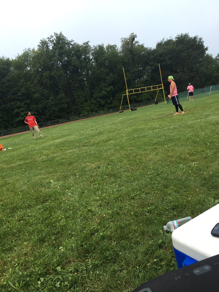 The_Muffs's tweet image. Muffs starting the day against Belmont Transfer. #seekingmigley #hometowncup