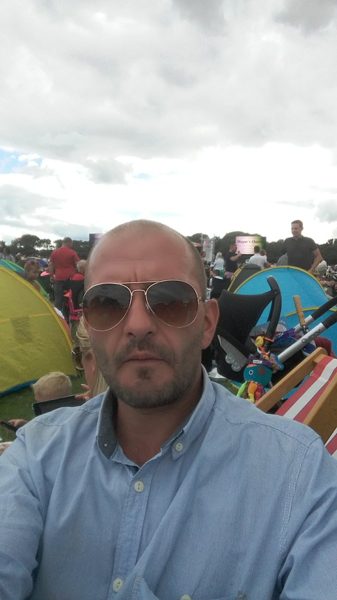 Andy fowler roofer tweet media