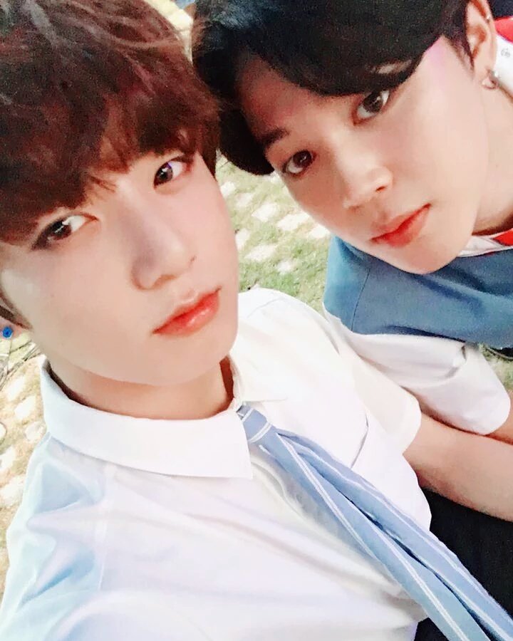 pjmin_twt's tweet photo. Me and baby https://t.co/AMRiqpM6Ig